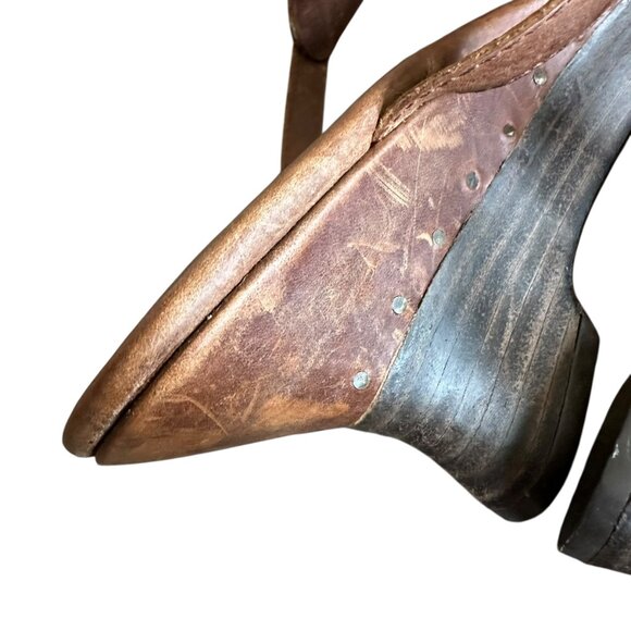 Frye Leather Slip On Slide Sandals Stud Detail Brown Low Wedge Heel Size 8.5 - Picture 8 of 12